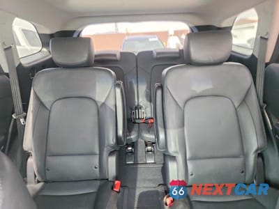 Zdjęcie 10 z 12 samochodu: 2017 HYUNDAI SANTA FE LIMITED ULTIMATE VIN:KM8SR4HF8HU244798 - miniatura