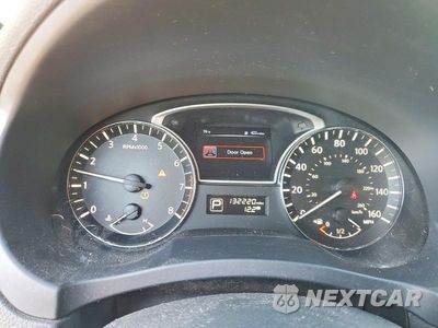 Zdjęcie 9 z 12 samochodu: 2015 NISSAN ALTIMA 2.5 S VIN:1N4AL3AP1FC292411 - miniatura