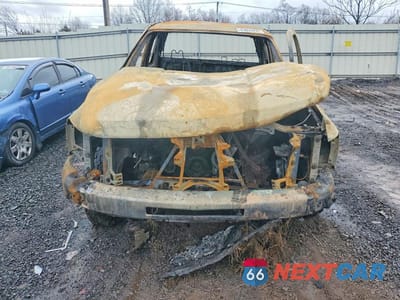 Piąte zdjęcie samochodu w środku: 2011 CHEVROLET SILVERADO K1500 LT VIN:1GCRKSE31BZ250510 - miniatura