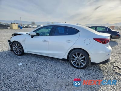 Drugie zdjęcie samochodu z przodu: 2018 MAZDA 3 GRAND TOURING VIN:3MZBN1W33JM177557 - miniatura