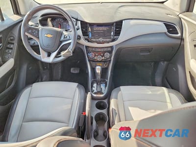 Zdjęcie 8 z 13 samochodu: 2020 CHEVROLET TRAX PREMIER VIN:KL7CJMSB8LB339451 - miniatura