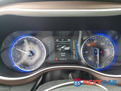 Zdjęcie 9 z 12 samochodu: 2017 CHRYSLER PACIFICA TOURING L VIN:2C4RC1BG4HR517396 - miniatura