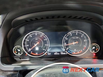 Zdjęcie 9 z 13 samochodu: 2015 BMW 750 LXI VIN:WBAYF8C50FD654860 - miniatura
