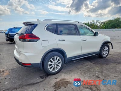 Trzecie zdjęcie samochodu z tyłu: 2019 NISSAN ROGUE SV VIN:KNMAT2MV2KP553319 - miniatura