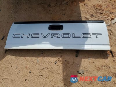 Zdjęcie 12 z 12 samochodu: 2001 CHEVROLET SILVERADO C1500 VIN:1GCEC14W71Z136897 - miniatura