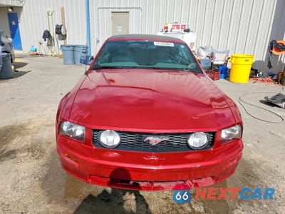 Piąte zdjęcie samochodu w środku: 2006 FORD MUSTANG GT VIN:1ZVFT85H265195333 - miniatura