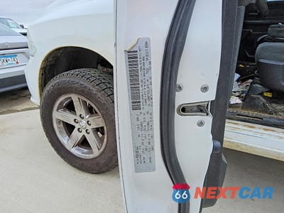 Zdjęcie 12 z 12 samochodu: 2017 RAM 1500 ST VIN:1C6RR6FT6HS514475 - miniatura