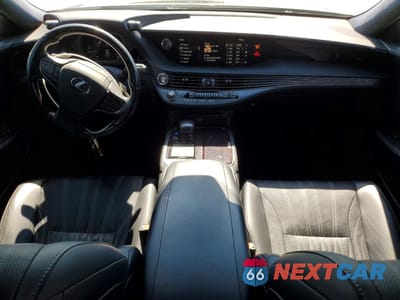 Zdjęcie 8 z 12 samochodu: 2019 LEXUS LS 500 BASE VIN:JTHC51FF1K5006751 - miniatura