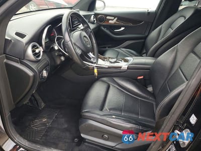 Zdjęcie 7 z 12 samochodu: 2017 MERCEDES-BENZ GLC 300 4MATIC VIN:WDC0G4KB0HF227273 - miniatura