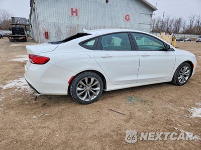 Trzecie zdjęcie samochodu z tyłu: 2016 CHRYSLER 200 S VIN:1C3CCCBG5GN109877 - miniatura