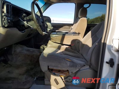 Zdjęcie 7 z 13 samochodu: 2003 GMC YUKON VIN:1GKEC13Z53R243305 - miniatura