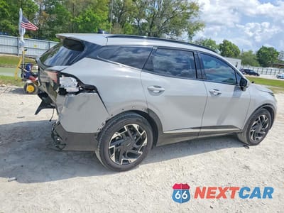 Trzecie zdjęcie samochodu z tyłu: 2025 KIA SPORTAGE SX-PRESTIGE VIN:5XYK53DF9SG258766 - miniatura