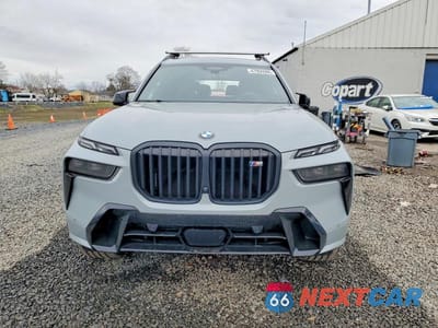 Piąte zdjęcie samochodu w środku: 2024 BMW X7 M60I VIN:5UX33EM01R9S43092 - miniatura