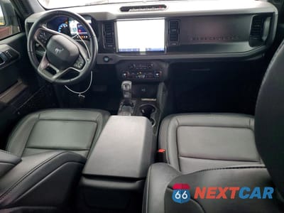 Zdjęcie 8 z 13 samochodu: 2023 FORD BRONCO BASE VIN:1FMEE5DHXPLA94493 - miniatura