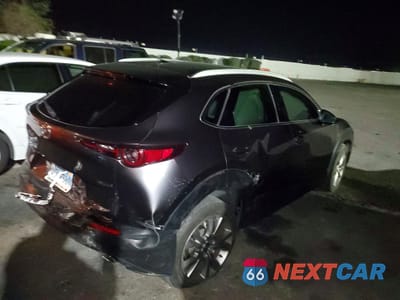 Trzecie zdjęcie samochodu z tyłu: 2021 MAZDA CX-30 PREMIUM VIN:3MVDMBDL3MM261291 - miniatura