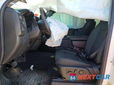 Zdjęcie 7 z 11 samochodu: 2026 CHEVROLET SILVERADO K1500 TRAIL BOSS CUSTOM VIN:3GCPKCEK2TG106955 - miniatura