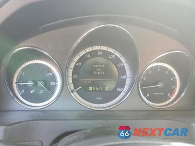 Zdjęcie 9 z 12 samochodu: 2010 MERCEDES-BENZ C 300 VIN:WDDGF5EB3AF429383 - miniatura