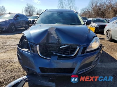 Piąte zdjęcie samochodu w środku: 2010 VOLVO XC60 3.2 VIN:YV4982DL6A2109873 - miniatura