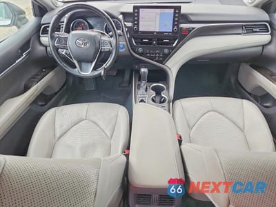 Zdjęcie 8 z 11 samochodu: 2022 TOYOTA CAMRY HYBRID XLE VIN:4T1F31AK1NU599123 - miniatura