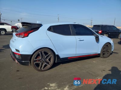 Trzecie zdjęcie samochodu z tyłu: 2022 HYUNDAI VELOSTER N BASE VIN:KMHT36AH3NU015552 - miniatura