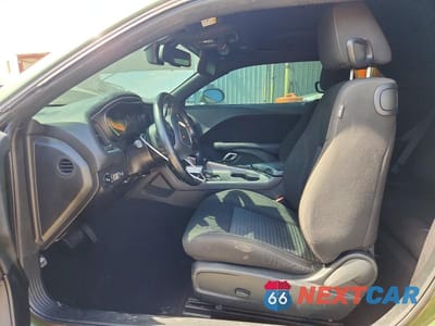 Zdjęcie 7 z 11 samochodu: 2020 DODGE CHALLENGER SXT VIN:2C3CDZAGXLH201975 - miniatura