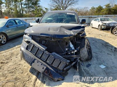 Piąte zdjęcie samochodu w środku: 2019 JEEP GRAND CHEROKEE LAREDO VIN:1C4RJFAG3KC666631 - miniatura