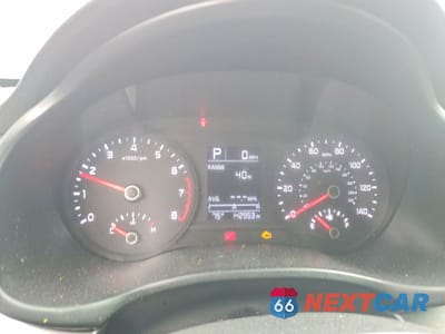 Zdjęcie 9 z 12 samochodu: 2019 KIA RIO S VIN:3KPA24ABXKE167241 - miniatura