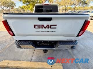 Zdjęcie 6 z 15 samochodu: 2021 GMC SIERRA K1500 SLE VIN:1GTU9BET4MZ191297 - miniatura