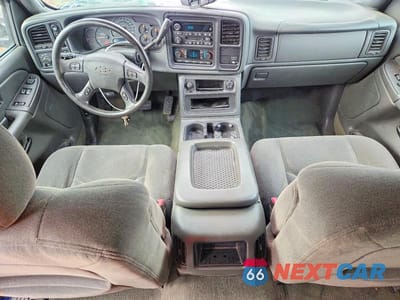 Zdjęcie 8 z 11 samochodu: 2004 CHEVROLET SILVERADO K1500 VIN:2GCEK19T241187464 - miniatura