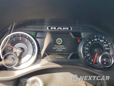 Zdjęcie 9 z 12 samochodu: 2019 RAM 1500 LARAMIE VIN:1C6SRFJT8KN847615 - miniatura
