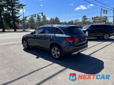 Trzecie zdjęcie samochodu z tyłu: 2020 MERCEDES-BENZ GLC 300 VIN:WDC0G8DB1LF702927 - miniatura