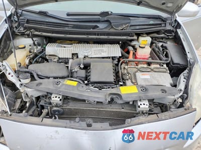 Zdjęcie 11 z 13 samochodu: 2011 TOYOTA PRIUS TWO VIN:JTDKN3DU2B0283870 - miniatura