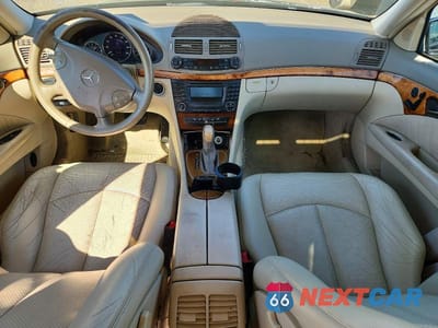 Zdjęcie 8 z 12 samochodu: 2003 MERCEDES-BENZ E 500 VIN:WDBUF70J93A133595 - miniatura