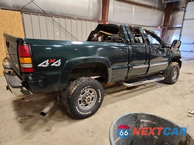 Trzecie zdjęcie samochodu z tyłu: 2004 GMC SIERRA K2500 HEAVY DUTY VIN:1GTHK29G04E372312 - miniatura