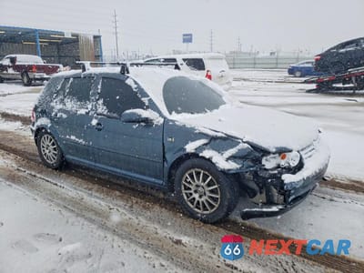 Czwarte zdjęcie samochodu z boku: 2004 VOLKSWAGEN GOLF GLS TDI VIN:9BWGR61J844022377 - miniatura