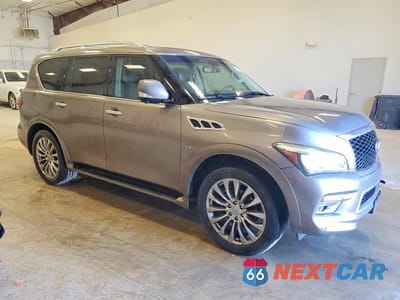 Czwarte zdjęcie samochodu z boku: 2015 INFINITI QX80 BASE VIN:JN8AZ2NFXF9573192 - miniatura