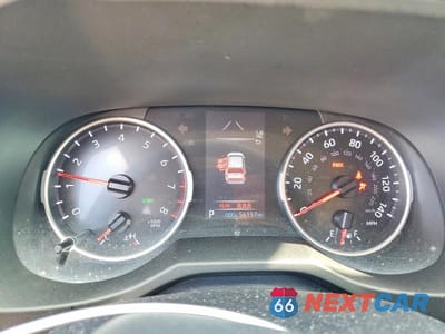 Zdjęcie 9 z 13 samochodu: 2019 TOYOTA RAV4 XLE PREMIUM VIN:2T3C1RFV3KC012242 - miniatura