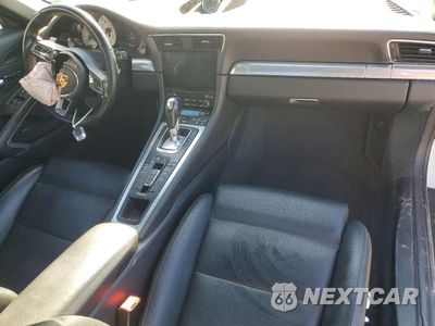 Zdjęcie 8 z 12 samochodu: 2017 PORSCHE 911 CARRERA S VIN:WP0AB2A95HS123655 - miniatura