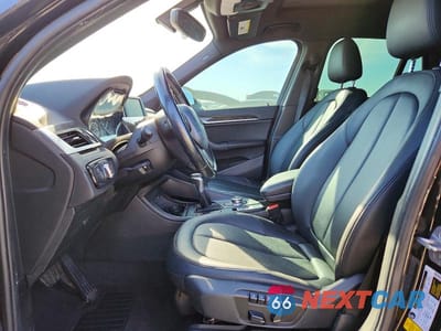 Zdjęcie 7 z 12 samochodu: 2017 BMW X1 XDRIVE28I VIN:WBXHT3C30H5F71820 - miniatura