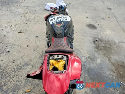 Zdjęcie 6 z 11 samochodu: 2006 SUZUKI GSX-R600 K6 VIN:JS1GN7DA362102914 - miniatura