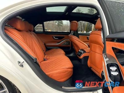 Piąte zdjęcie samochodu w środku: 2021 MERCEDES-BENZ S 580 4MATIC VIN:W1K6G7GB5MA039632 - miniatura