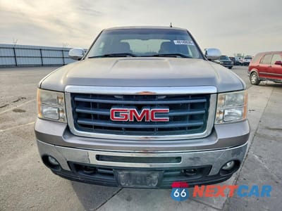 Piąte zdjęcie samochodu w środku: 2008 GMC SIERRA C1500 VIN:2GTEC13J781116609 - miniatura