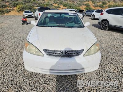 Piąte zdjęcie samochodu w środku: 2002 TOYOTA CAMRY XLE VIN:4T1BE32K32U061652 - miniatura