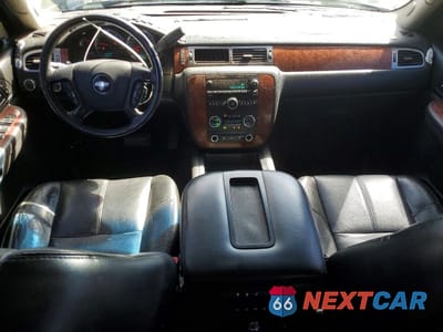 Zdjęcie 8 z 12 samochodu: 2007 CHEVROLET TAHOE K1500 VIN:1GNFK130X7R302706 - miniatura