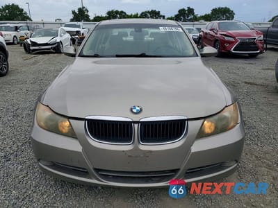 Piąte zdjęcie samochodu w środku: 2008 BMW 328 I VIN:WBAVA37518NL54384 - miniatura