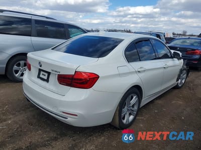 Trzecie zdjęcie samochodu z tyłu: 2017 BMW 330 I VIN:WBA8B9C55HK884734 - miniatura