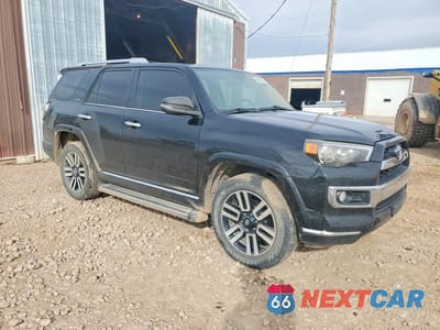 Czwarte zdjęcie samochodu z boku: 2017 TOYOTA 4RUNNER LIMITED VIN:JTEBU5JR6H5457333 - miniatura