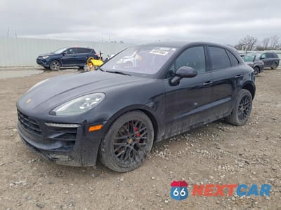 2017 PORSCHE MACAN GTS WP1AG2A56HLB55313 - główne zdjęcie licytacji z USA - miniatura