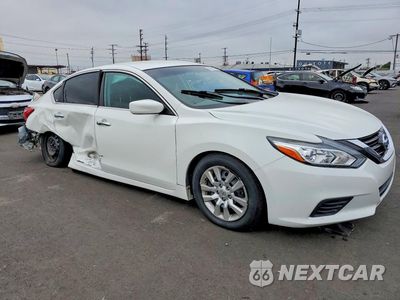 Czwarte zdjęcie samochodu z boku: 2017 NISSAN ALTIMA 2.5 S VIN:1N4AL3AP9HN330197 - miniatura