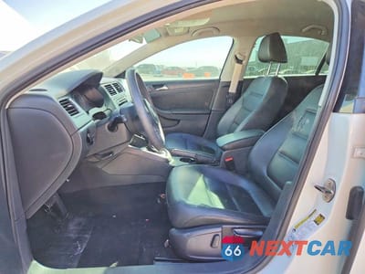 Zdjęcie 7 z 11 samochodu: 2014 VOLKSWAGEN JETTA SE VIN:3VWD07AJ5EM412269 - miniatura